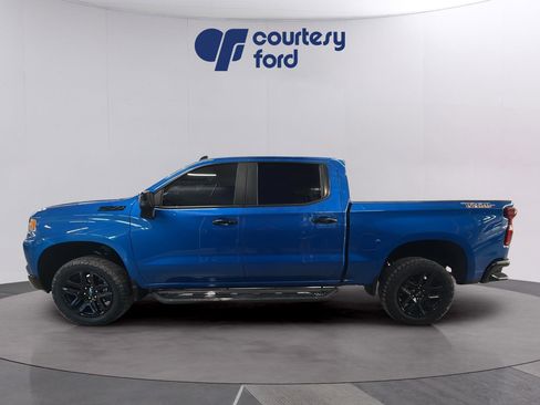 Used 2023 Chevrolet Silverado 1500 LT Trail Boss w/ Convenience Package II image 5