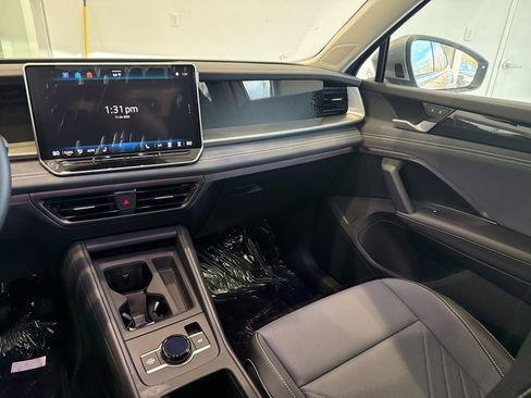 New 2026 Volkswagen Tiguan S image 12