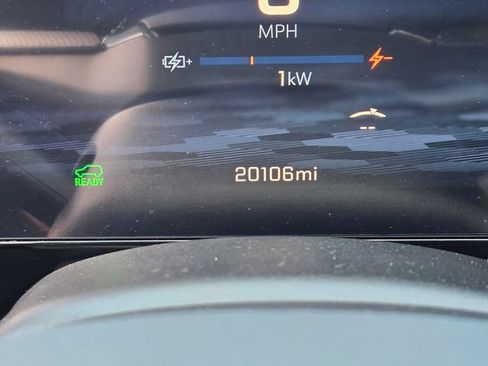 Used 2025 Chevrolet Equinox EV LT FWD image 23