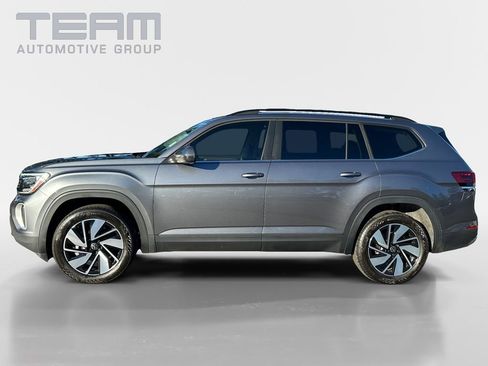 Used 2024 Volkswagen Atlas SE image 4