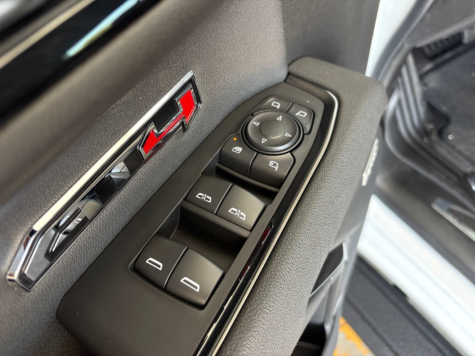 New 2026 GMC Sierra 1500 AT4 w/ AT4 Premium Package AWD/4WD image 11