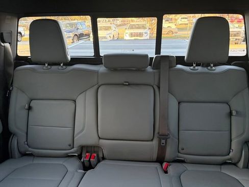 Used 2020 GMC Sierra 1500 SLT image 25