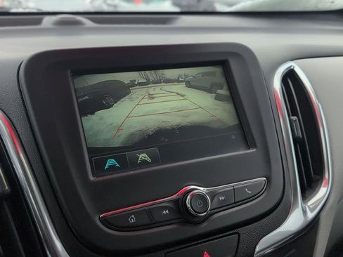 Used 2018 Chevrolet Equinox LS image 28