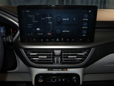 Used 2025 Ford Escape SE image 16