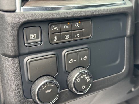 New 2026 Chevrolet Tahoe LS image 13