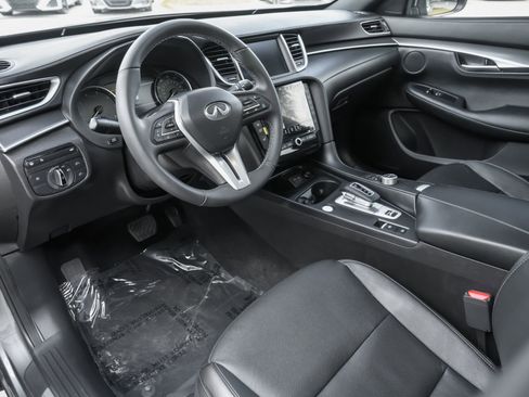 Used 2025 INFINITI QX55 Luxe w/ Accent Package image 5