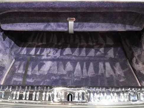 Used 2016 Rolls-Royce Dawn RWD image 28