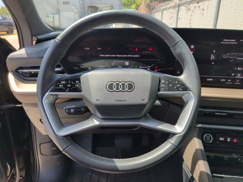 Used 2025 Audi Q5 Premium Plus w/ Premium Plus AWD/4WD image 17