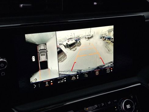 Used 2024 GMC Sierra 1500 AT4X image 15