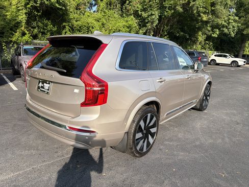 Certified 2024 Volvo XC90 T8 Plus w/ Protection Package AWD/4WD image 48
