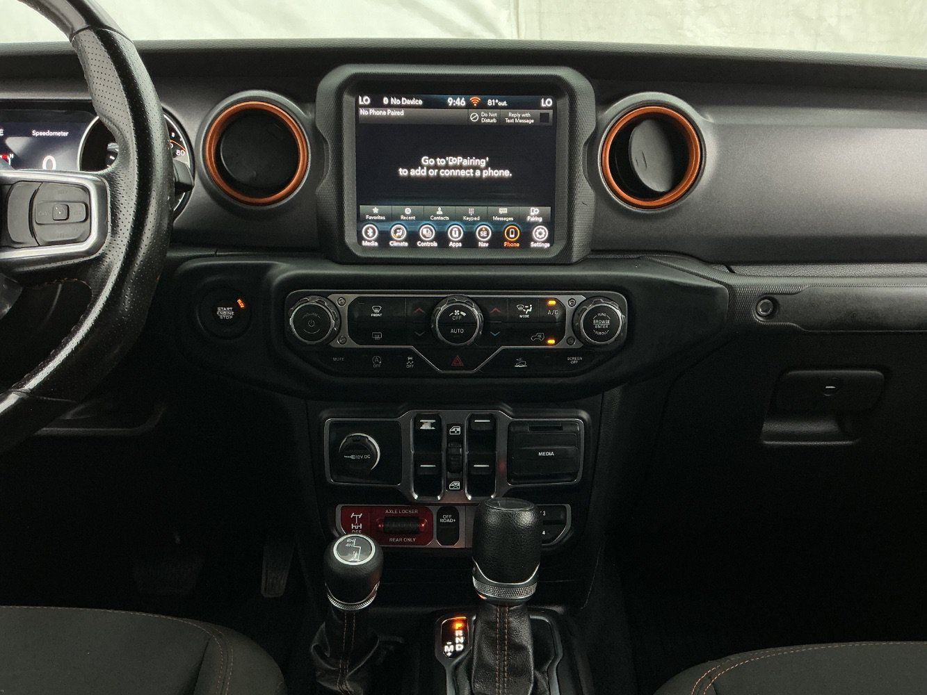 Used 2023 Jeep Gladiator Mojave w/ Trailer Tow Package AWD/4WD image 29