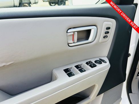 Used 2015 Honda Pilot Touring image 11