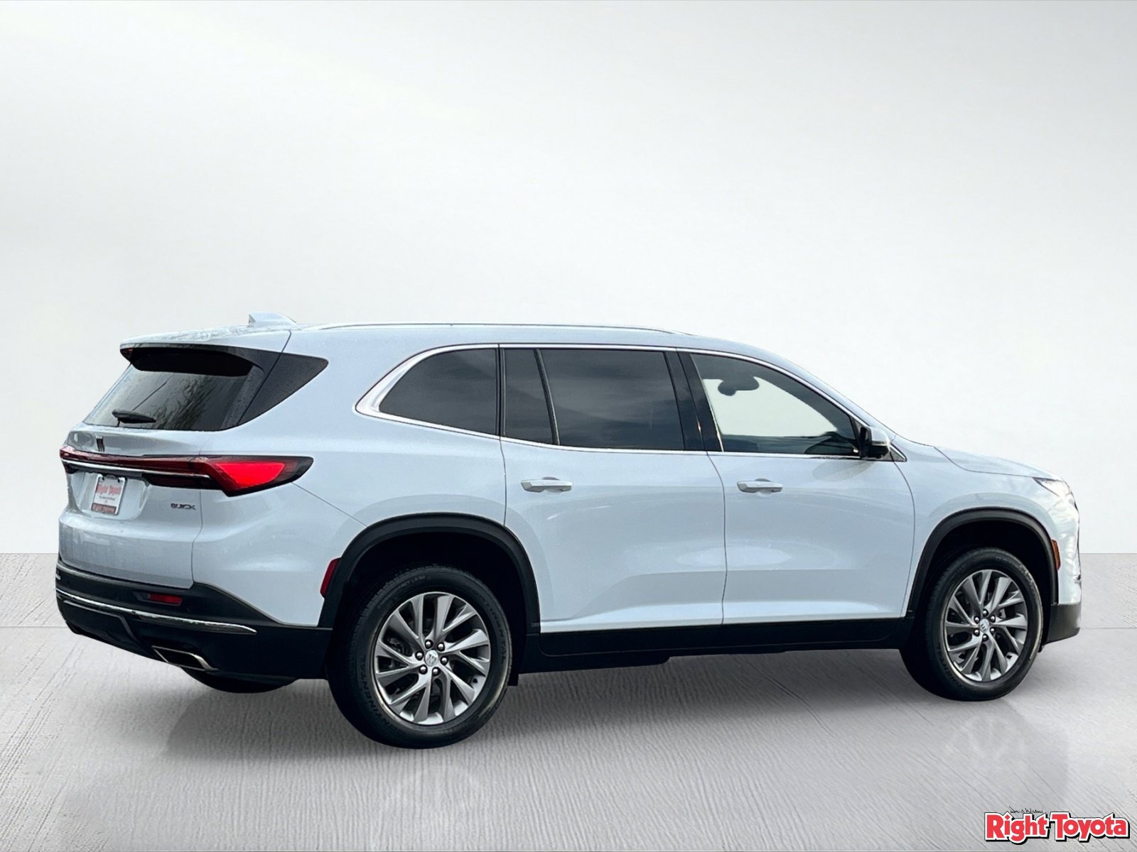 Used 2026 Buick Enclave Preferred FWD image 5