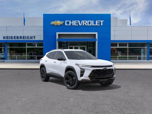 New 2026 Chevrolet Trax ACTIV image 1