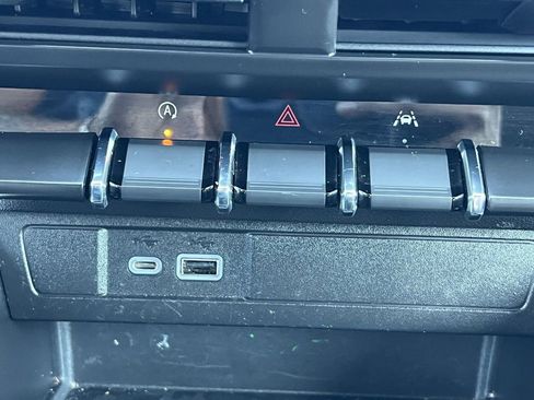 Used 2024 Chevrolet Colorado W/T w/ WT Convenience Package image 6