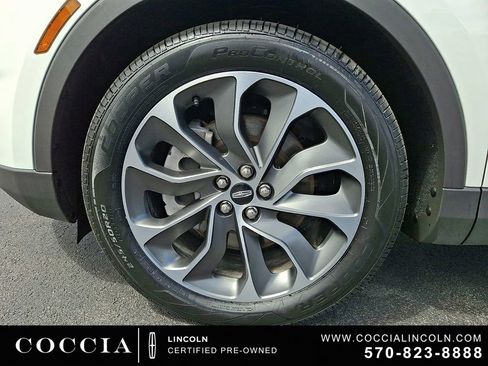 Certified 2022 Lincoln Nautilus Reserve AWD/4WD image 8