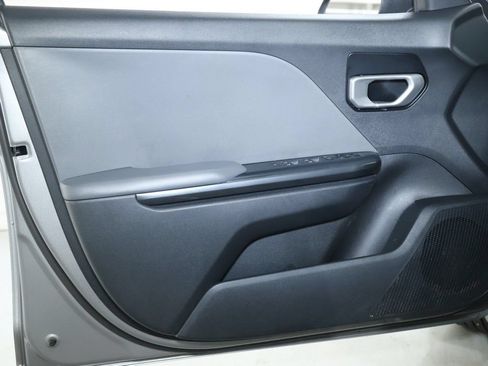Used 2025 Kia K4 FWD image 15