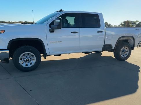 New 2026 Chevrolet Silverado 2500 W/T image 4