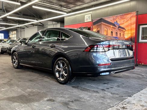 Used 2023 Honda Accord EX image 6