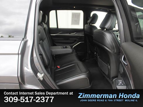 Used 2024 Jeep Grand Cherokee Limited 4xe AWD/4WD image 8
