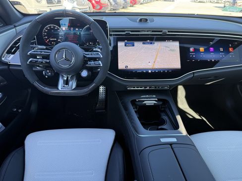 New 2026 Mercedes-Benz E 53 AMG e 4MATIC Sedan image 27