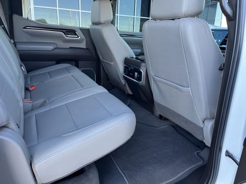 Used 2023 GMC Sierra 1500 SLT image 14