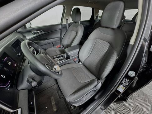 Certified 2023 Kia Sportage LX image 20