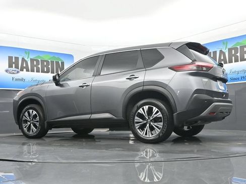 Used 2023 Nissan Rogue SV FWD image 17