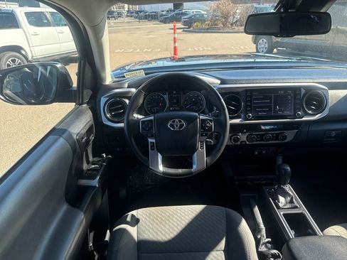 Used 2023 Toyota Tacoma SR5 AWD/4WD image 12