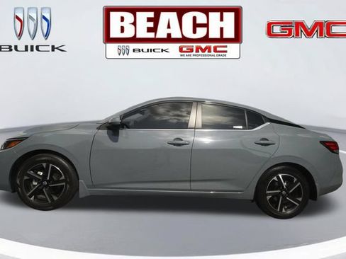 Used 2025 Nissan Sentra SV w/ All-Weather Package FWD image 6