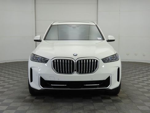 Certified 2024 BMW X5 xDrive40i w/ Premium Package image 2