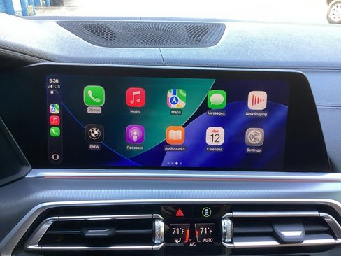 Used 2022 BMW X5 sDrive40i w/ M Sport Package image 55