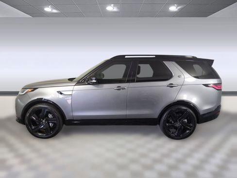 Certified 2025 Land Rover Discovery Dynamic SE image 20