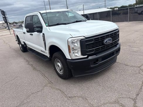 Used 2025 Ford F350 XL AWD/4WD image 2