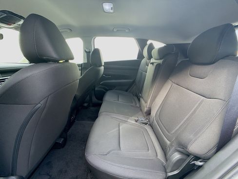 New 2025 Hyundai Tucson SE image 17