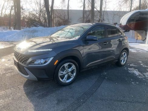 Used 2023 Hyundai Kona SEL w/ Cargo Package image 2