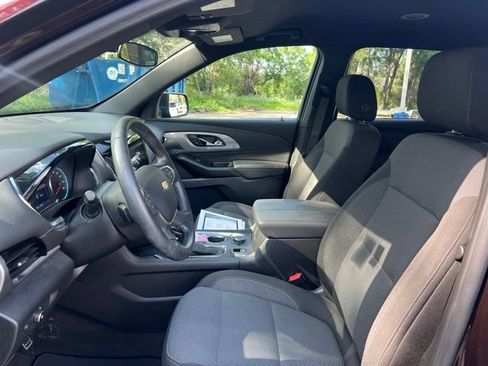Used 2023 Chevrolet Traverse LT AWD/4WD image 15