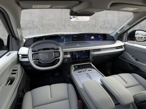 New 2026 Lincoln Navigator Reserve AWD/4WD image 9