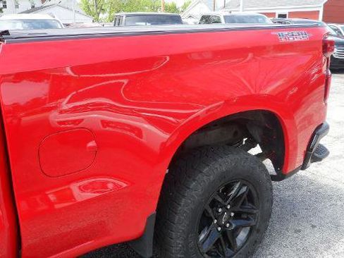 Used 2023 Chevrolet Silverado 1500 LT Trail Boss w/ Convenience Package II AWD/4WD image 7
