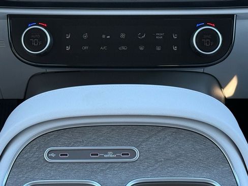 New 2026 Hyundai Palisade Limited image 22