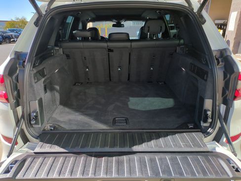 Used 2023 BMW X5 xDrive40i w/ M Sport Package image 34