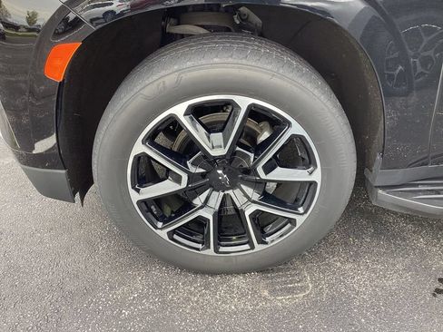 Used 2023 Chevrolet Tahoe RST w/ Luxury Package AWD/4WD image 33