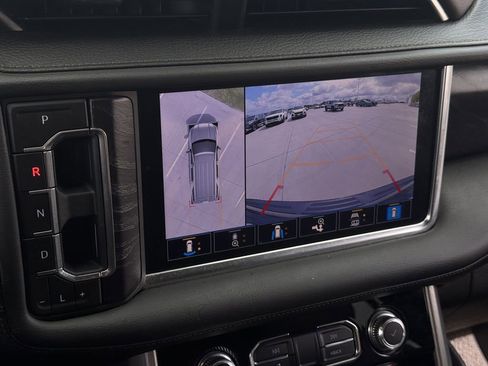 Used 2021 GMC Yukon Denali image 19