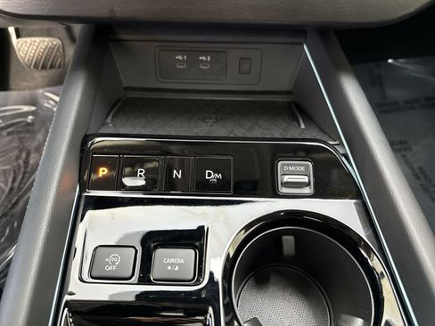 Certified 2025 Nissan Murano SL w/ Cargo Package AWD/4WD image 20