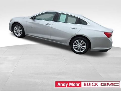 Used 2018 Chevrolet Malibu LT image 12