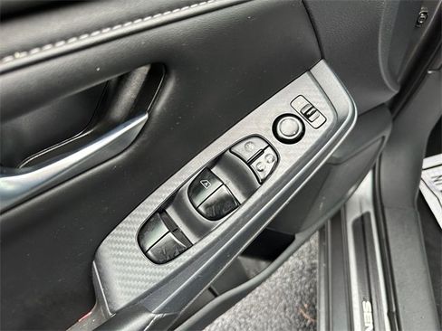 Used 2023 Nissan Sentra SV w/ Trunk Package image 19