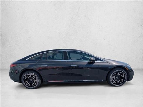 Certified 2023 Mercedes-Benz EQS 580 4MATIC Sedan image 4