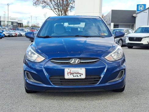 Used 2015 Hyundai Accent GLS w/ Option Group 02 image 2