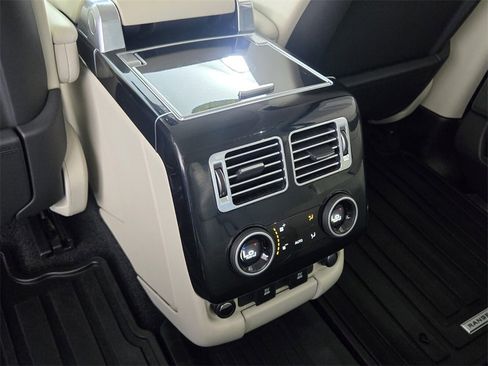 Used 2020 Land Rover Range Rover Long Wheelbase HSE image 9