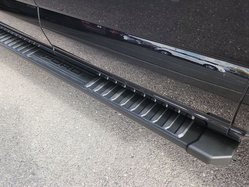 Used 2021 Ford F150 Lariat image 12